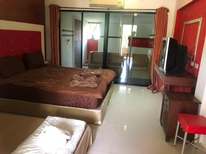 Bedroom 3, Petpumok Wangnamkhiao Hotel , Wang Num Khiaw
