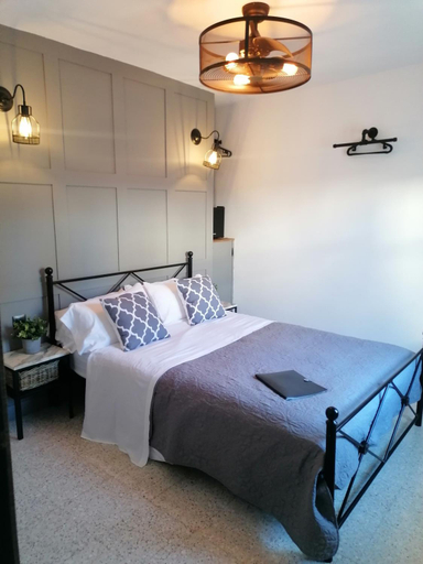 Bedroom 2, Villa Otivar - Rio Verde, Granada