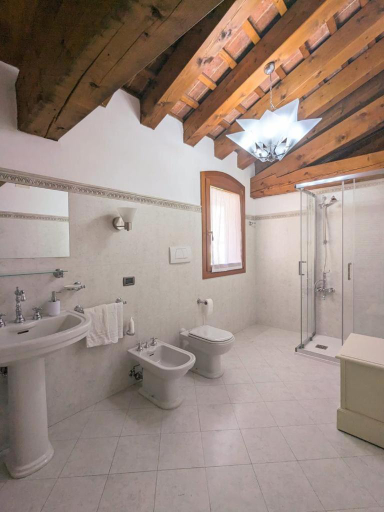 Others 3, Villa Iris, Treviso