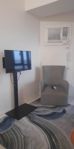 Others 4, Roxas Blvd Stunning Studio Condo Near US Embassy, Manila City