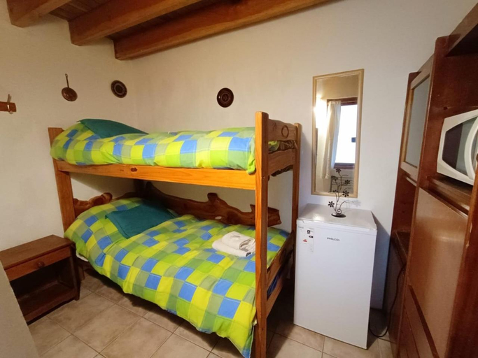 Bedroom, Dormi del Pellin, Lacar