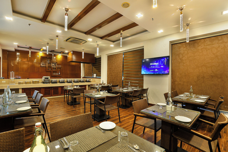 Food & Drinks 4, OPO PREMIER, Delhi