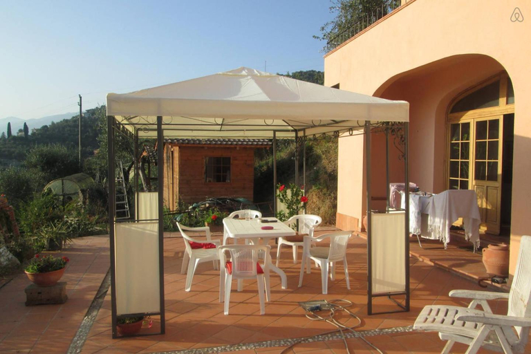 Food & Drinks 3, Room in Villa - Hillside room with garden and sea view, Genova