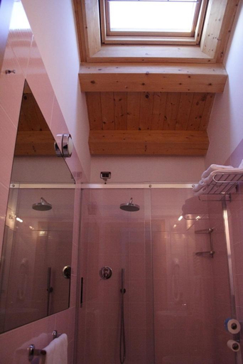 Others 3, Albergo Bice, Ancona