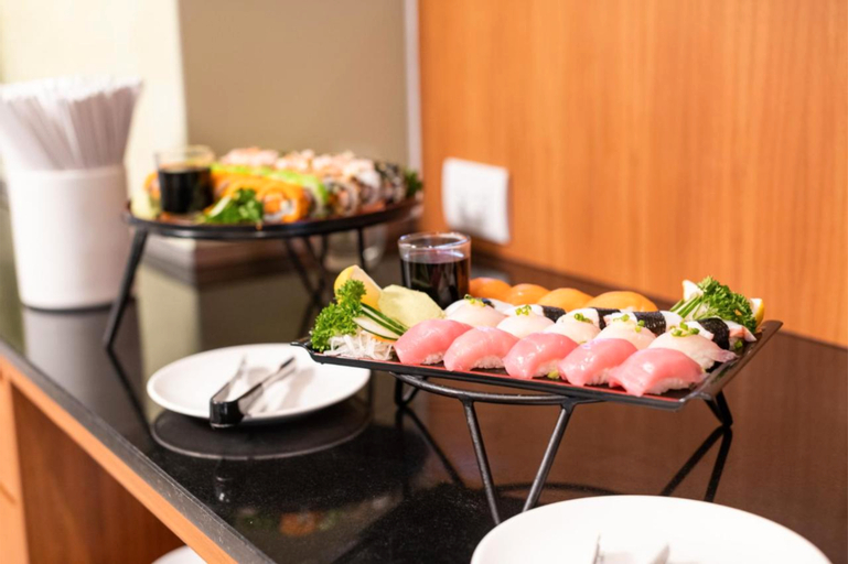 Food & Drinks 7