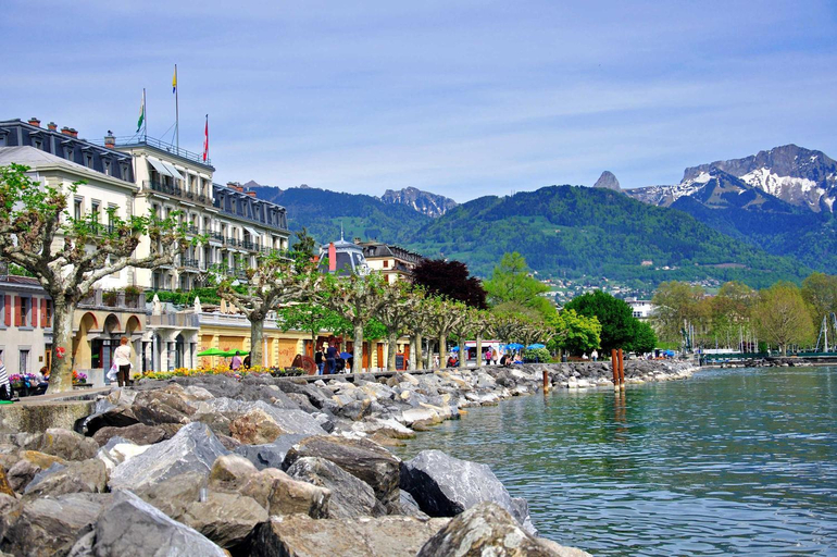 AM3Office apartment with contactless check-in near lake, Pays-d'Enhaut