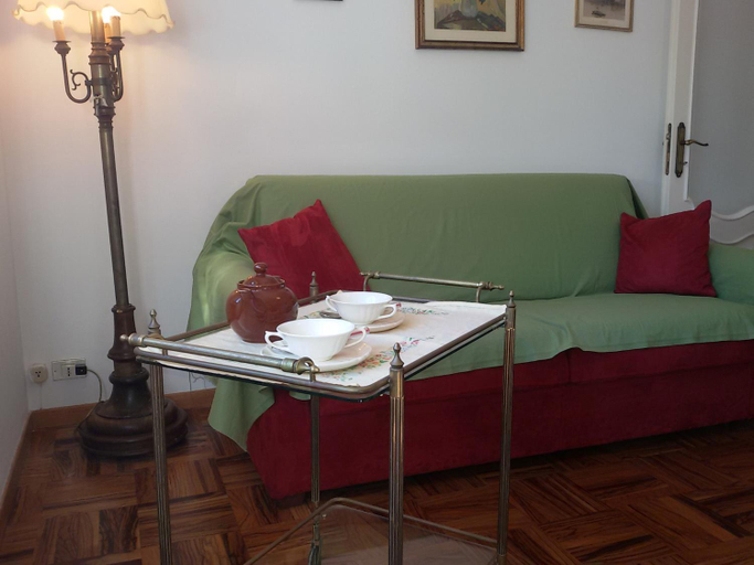 Others 4, Casa Anna by Holiday World, Genova