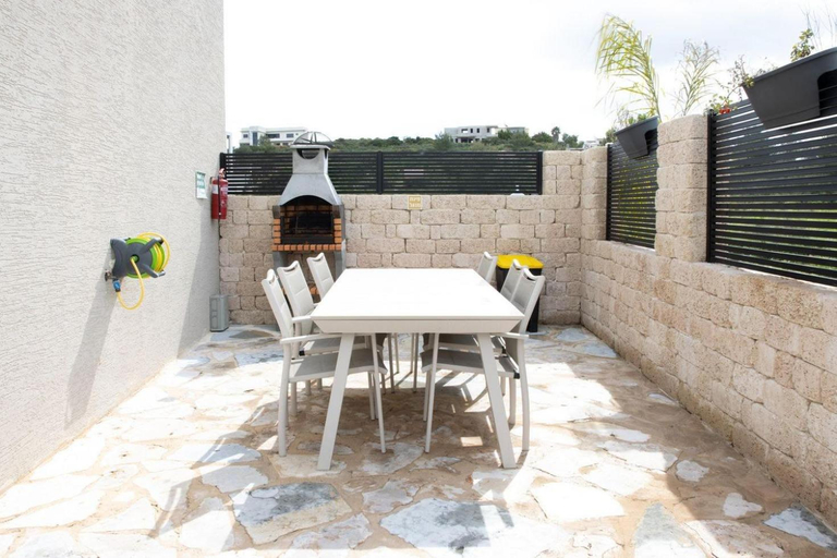 Others 3, Royal Suites Dalia - וילה עם 4 סוויטות מהממות, בריכה מחוממת וג'קוזי