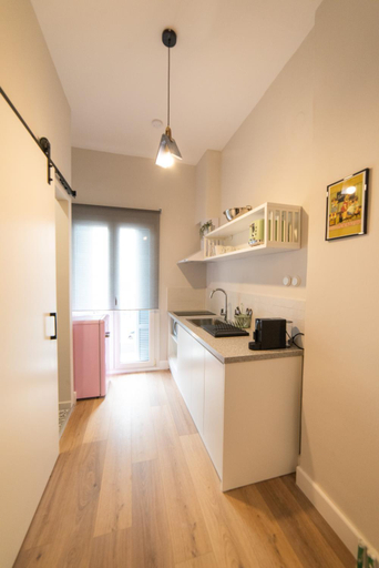 Others 4, MeYia studios, Central Macedonia