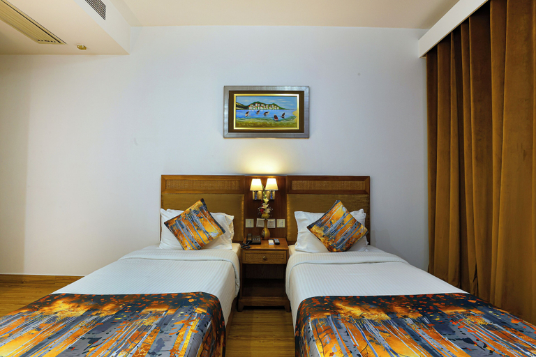 Bedroom 2, OPO PREMIER, Delhi