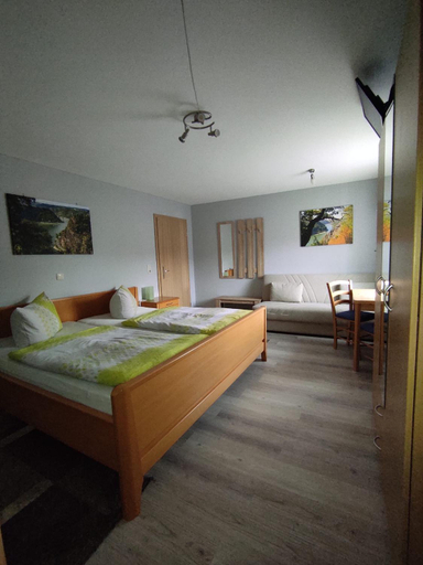 Bedroom 2, Gaststatte Marktstubchen, Rhein-Lahn-Kreis