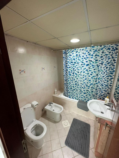 Bathroom 4, Smart Home Vacation Home- AYLA, Sharjah City