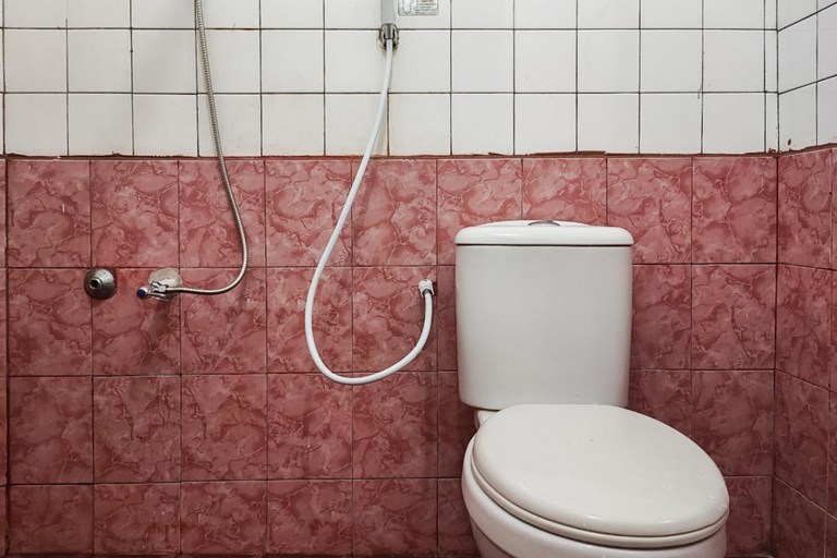 Bathroom 19
