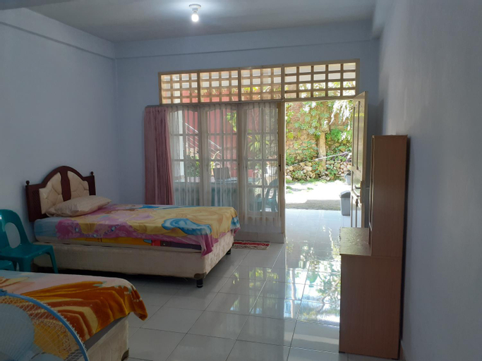Bedroom 2, Riana's Homestay, Tana Toraja