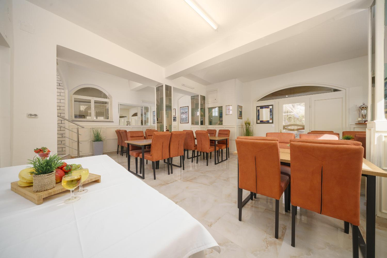 Others 4, Meri Rooms, Vodice