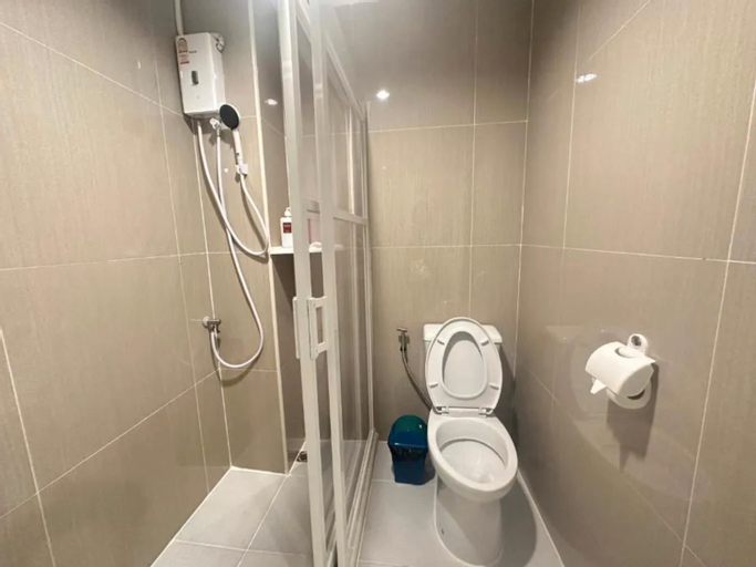 Bedroom 4, Metro Link Ratchada, Huai Kwang