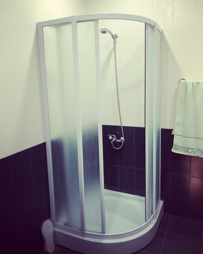 Bathroom 3, Vale hotel&restaurant complex