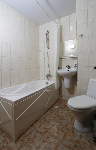 Bathroom 3, Acropolis Hotel, Pazardzhik