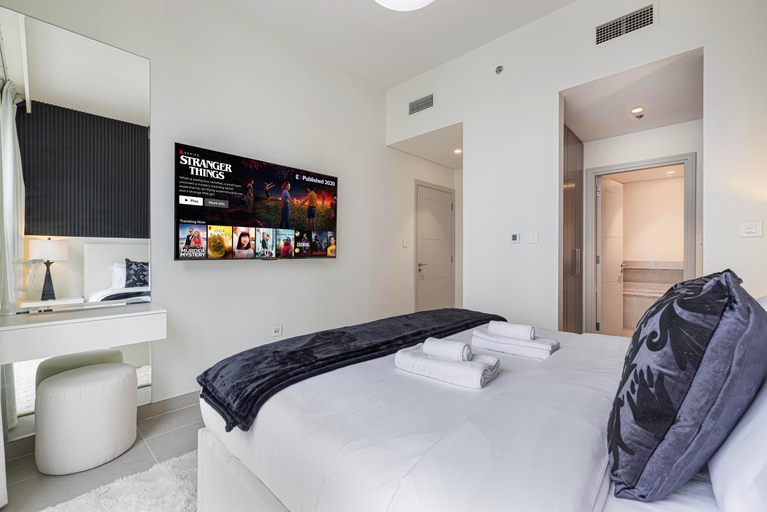 Others 3, Luxury 4BR Burj Khalifa & Fountain Views, Dubai