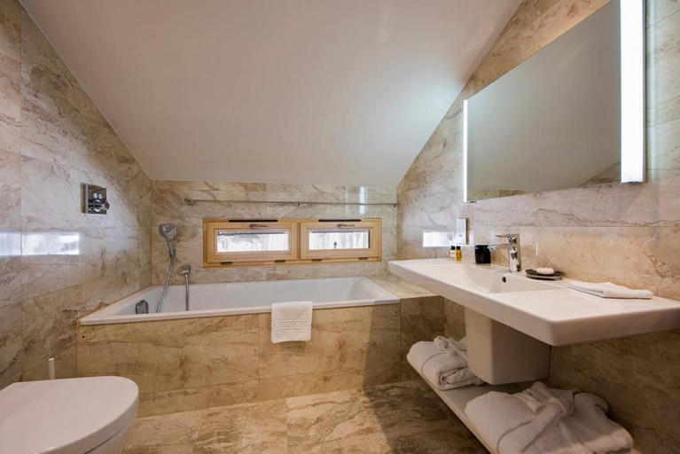 Bathroom, Hotel du Lac, Aigle