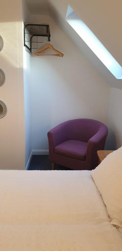 Others 3, Comfort Stay Rooms, West Sussex