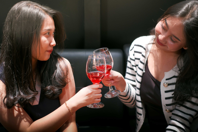 Food & Drinks 8