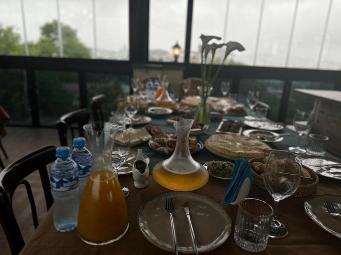 Food & Drinks 5, Hill Hotel, Tskaltubo