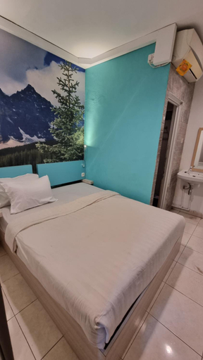 Bedroom 25