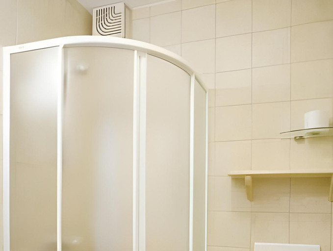 Bathroom 3, Hotel Bau Maribor, Maribor