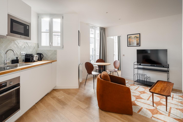 Others 5, Residence Clichy - Dagobert, Hauts-de-Seine