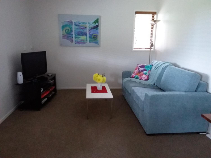 Others 5, Applecross Sanctuary, Waipa