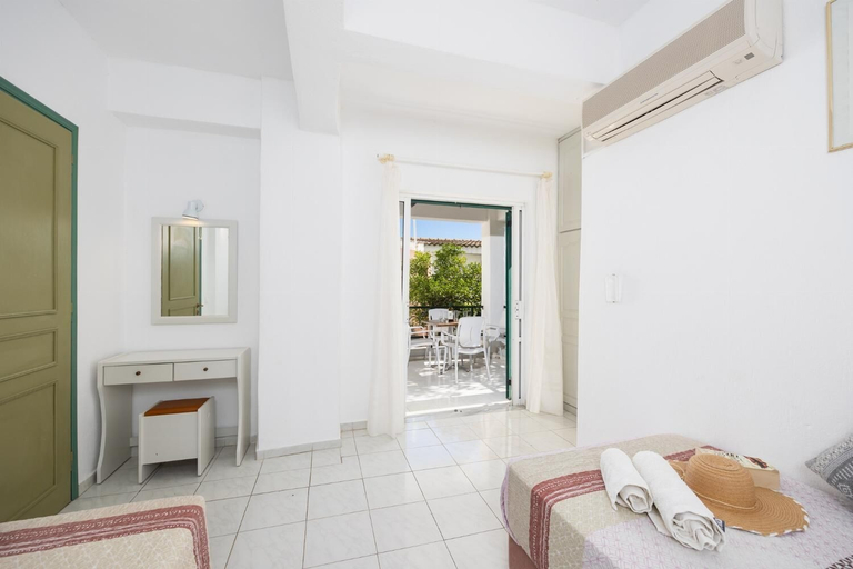 Bedroom 2, Nissaki Sea View Hotel, Ionian Islands