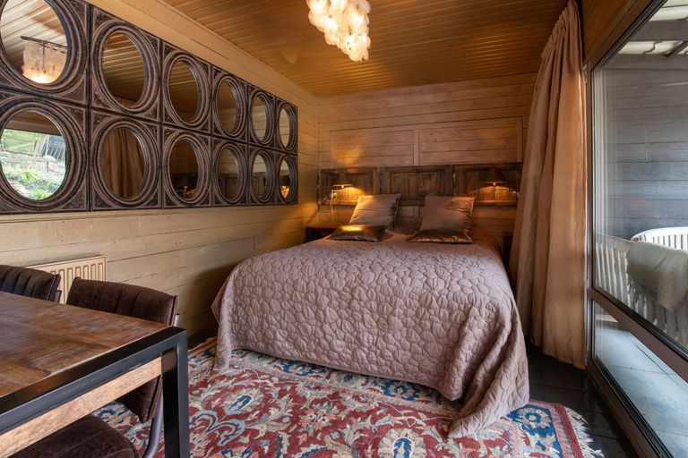 Bedroom 2, Herberg De Swaen, Lingewaal