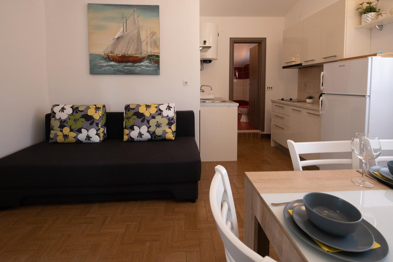 Others 3, Apartmani "MARKO" Dugovaca, Pakoštane