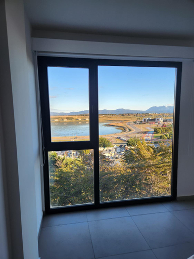 Others 4, ManuFel Rentals, Ushuaia