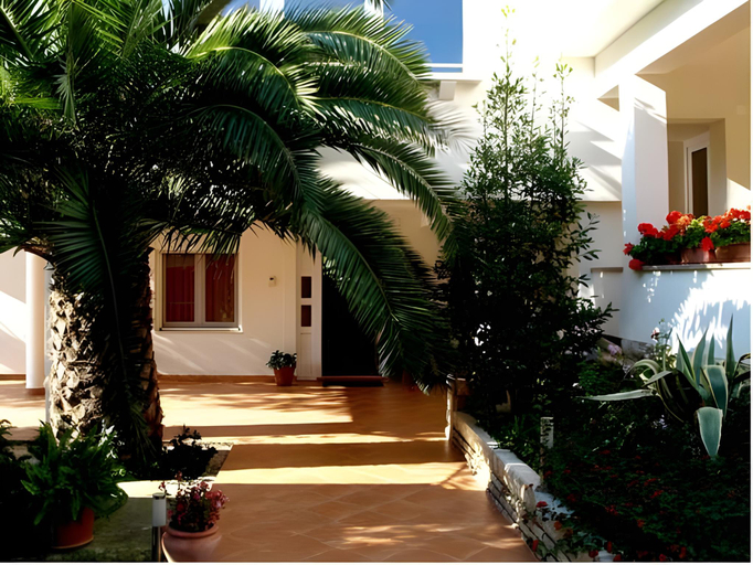 Others 4, Villa Fontana, Sukošan