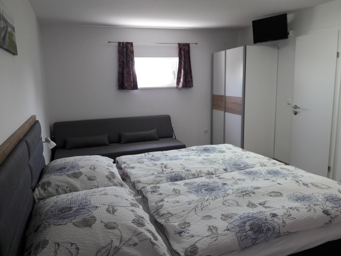 Others 5, Ferienwohnung Schwarzbauer, Neusiedl am See