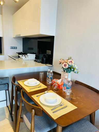 Dining Room 11