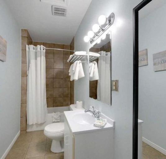 Bathroom, Rocky Brook Acres, Division No. 5