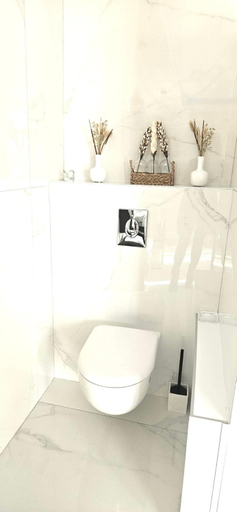 Bathroom 2, Chambres des delices, Hérault