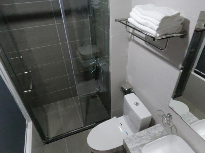 Bathroom 3, Huong Duong Sunflower, Hạ Long
