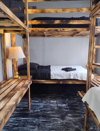 Bedroom 5, Palm Villa Hostel, Hillsborough