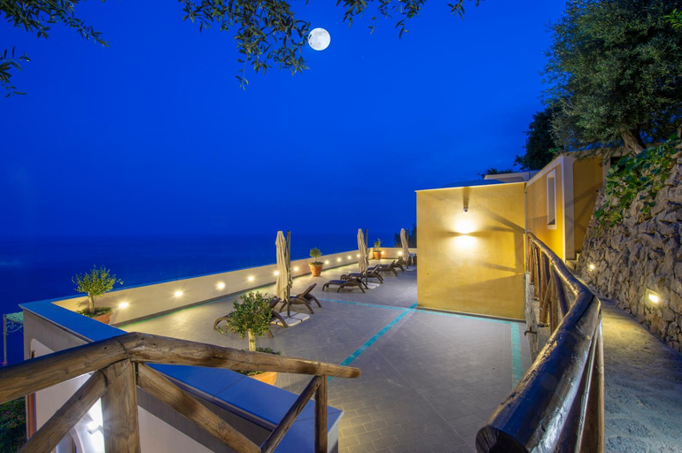 Sport & Beauty 2, Le Contrade by Sosore Holiday Homes -Amalfi Coast, Salerno