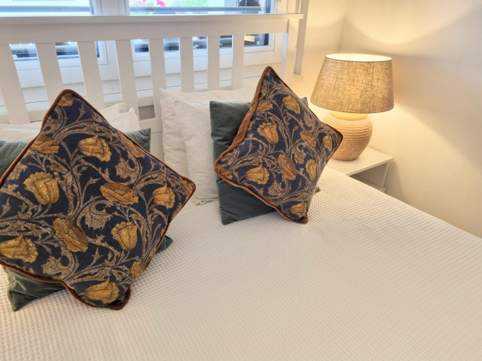 Others 4, Rooms in Luxury Apartment, Central Vienna near Hauptbahnhof, Wien