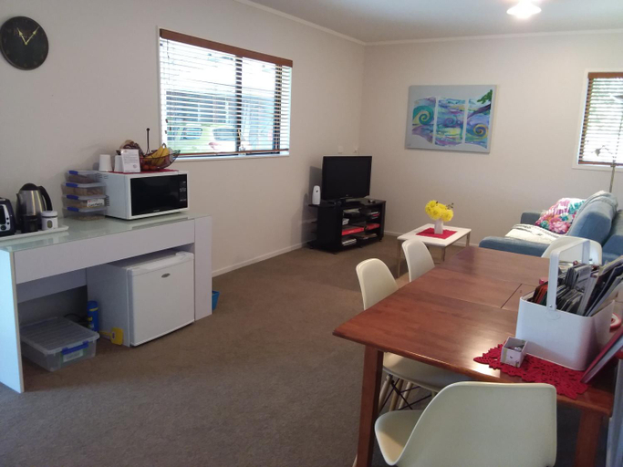 Others 3, Applecross Sanctuary, Waipa