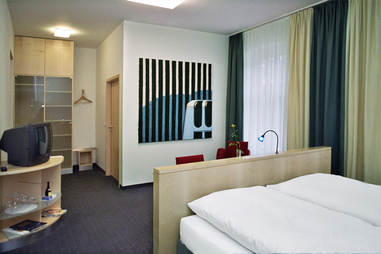Bedroom 3, Hotel Galerie, Vorpommern-Greifswald