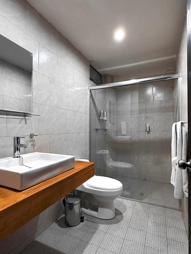 Bathroom 4, Hotel Santa Maria, Taxco de Alarcón