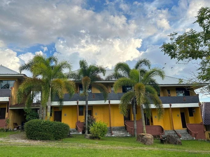 Exterior & Views 2, Petpumok Wangnamkhiao Hotel , Wang Num Khiaw