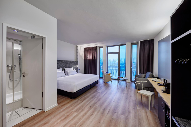 Bedroom 27