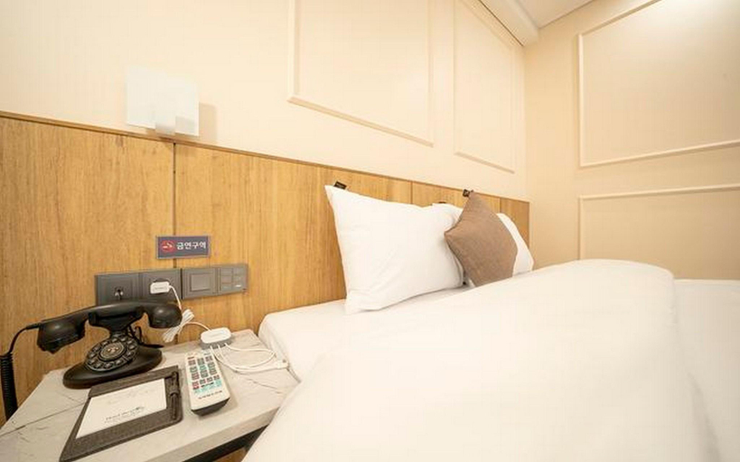 Bedroom 3, Hwaseong Wolmun Hotel The May, Hwaseong